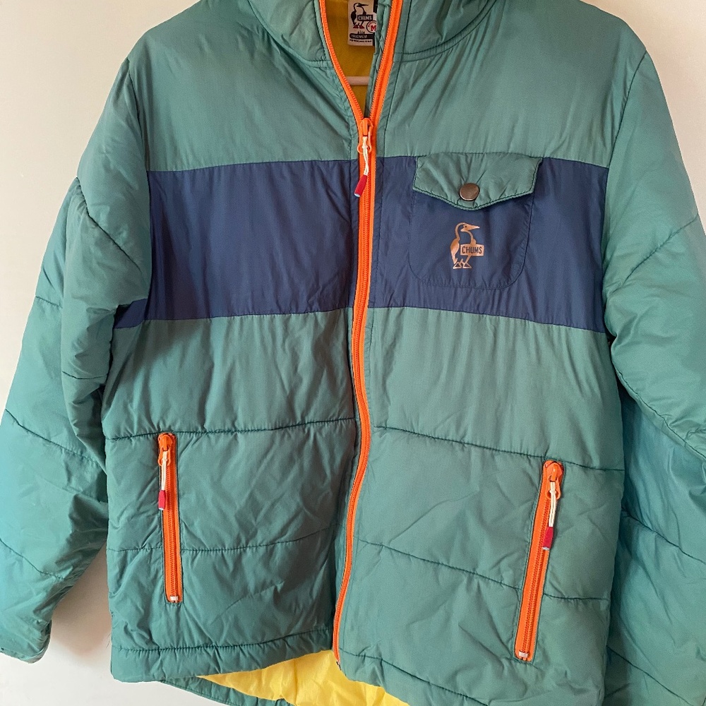 Chums Women's Color Block hooded puffer jacket size Medium
